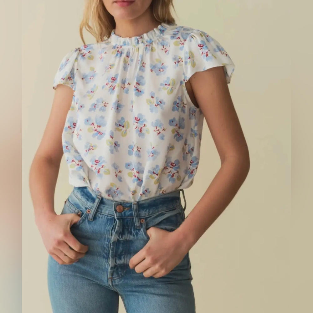 Doen Yvie Top Bleu Frolicking Floral